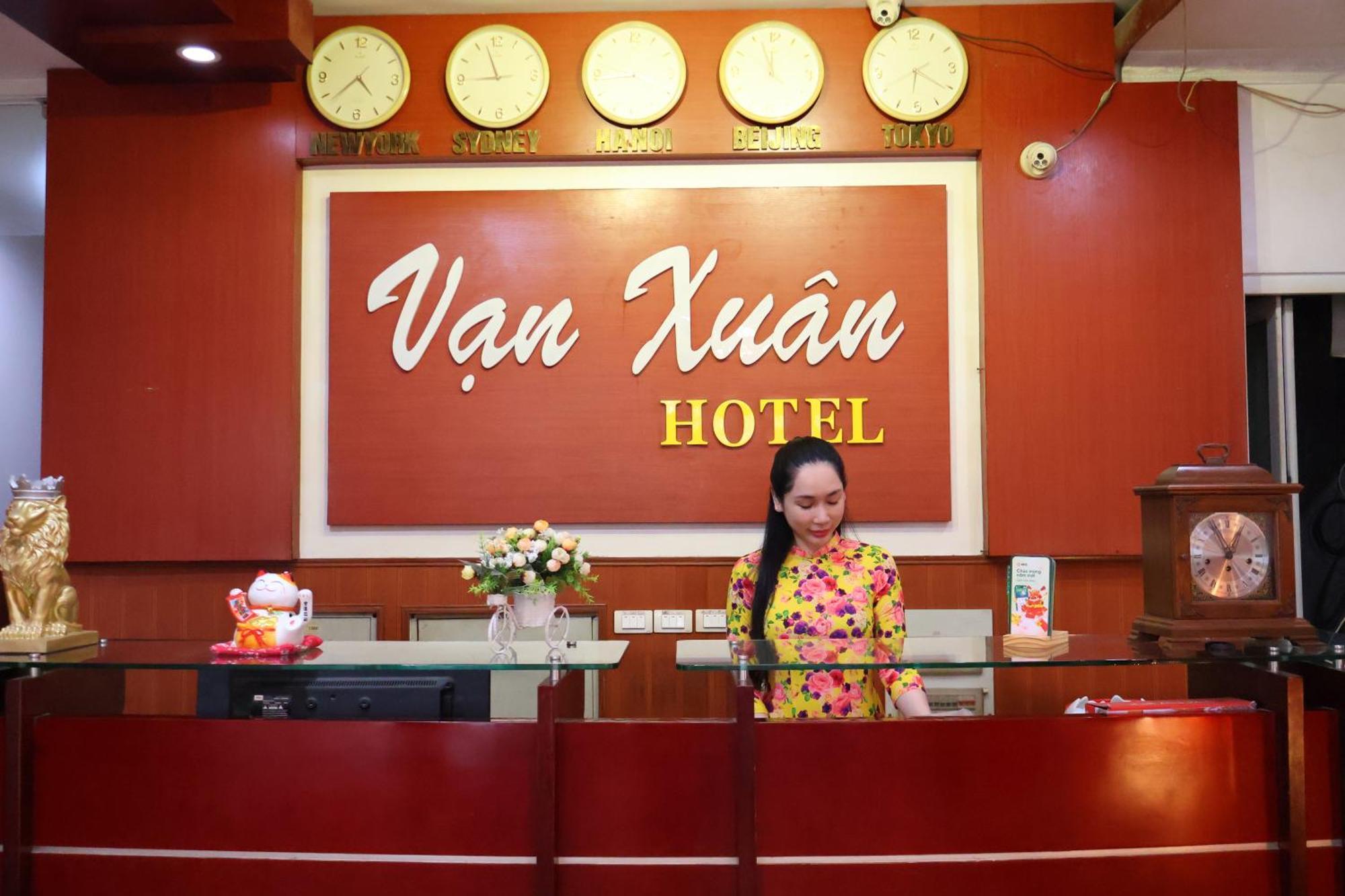 Van Xuan Hotel 하노이 외부 사진